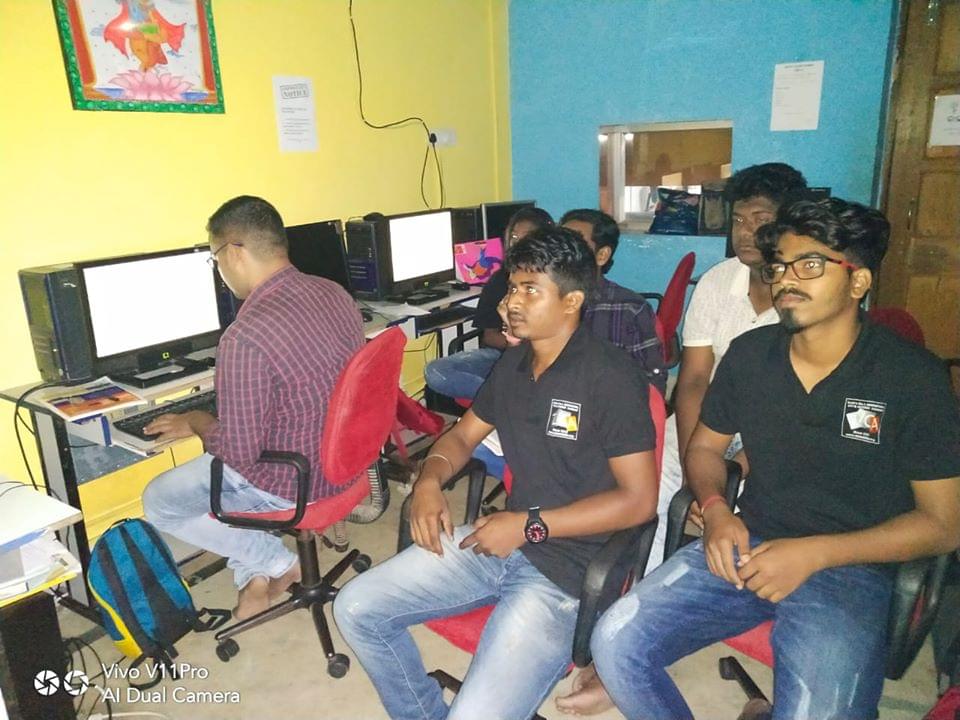 ZEE Institute Of Creative Arts Bhubaneswar Classroom photo 7